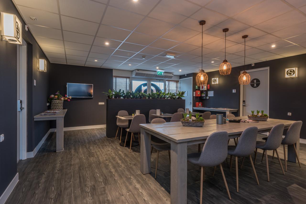 Hotel Het Spui Rhoon Esterno foto