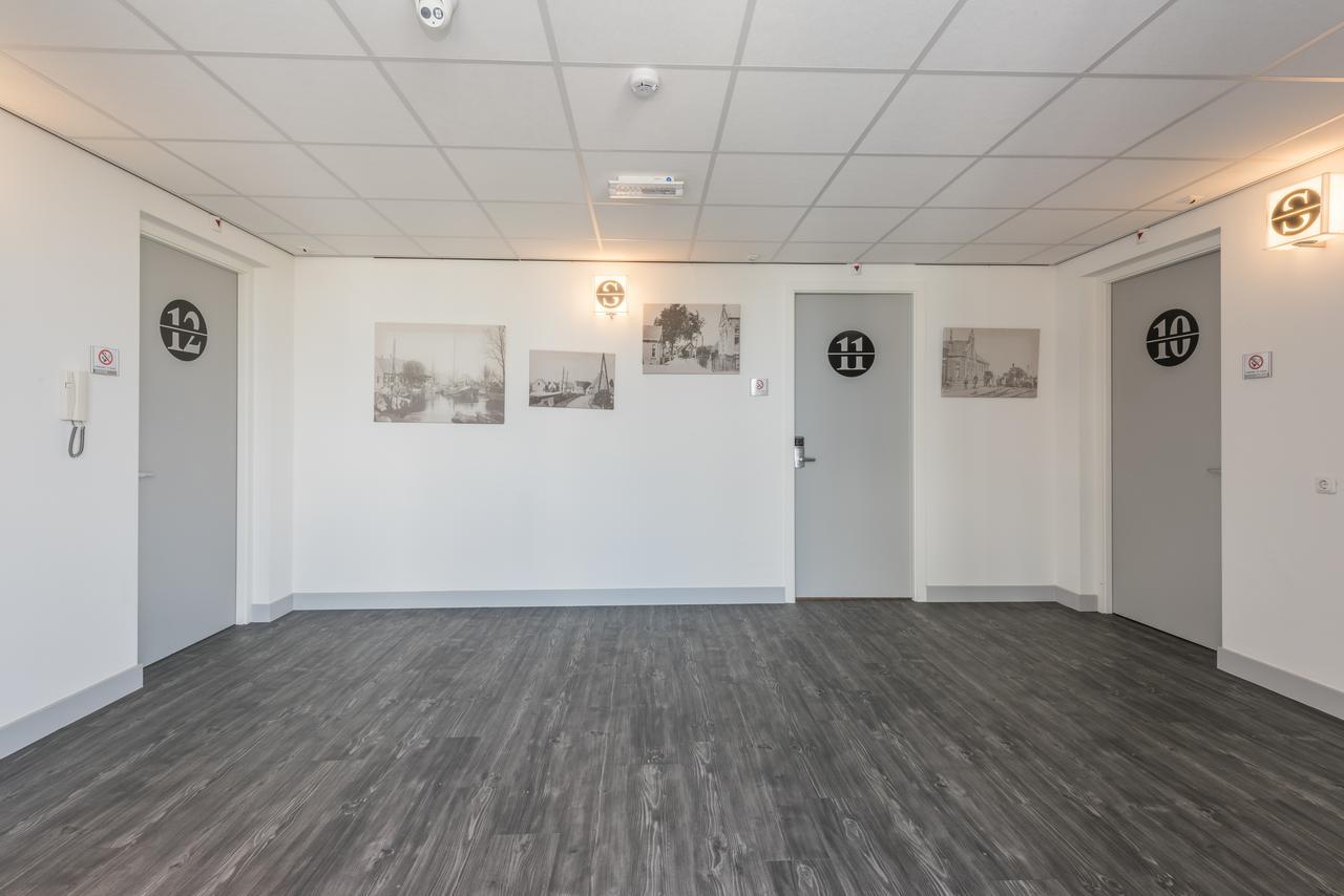 Hotel Het Spui Rhoon Esterno foto