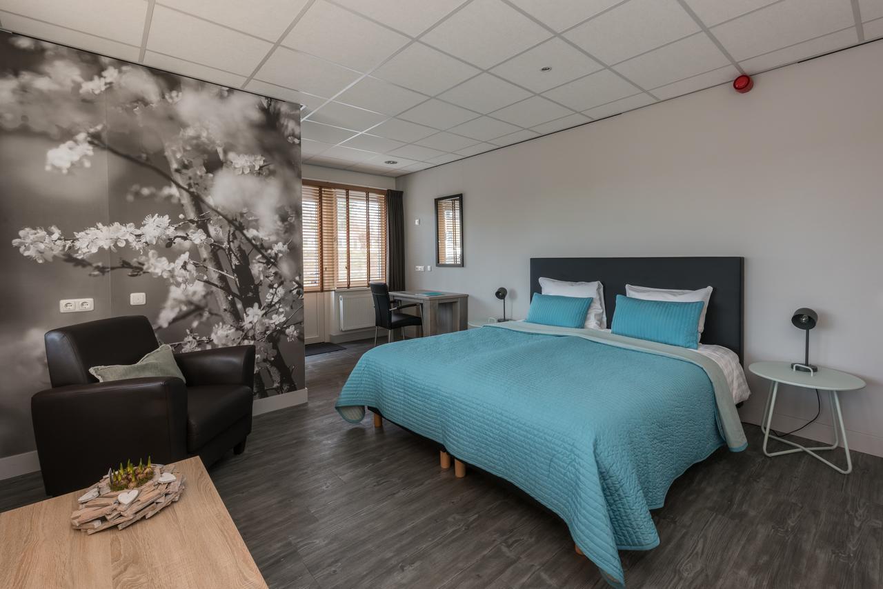 Hotel Het Spui Rhoon Esterno foto