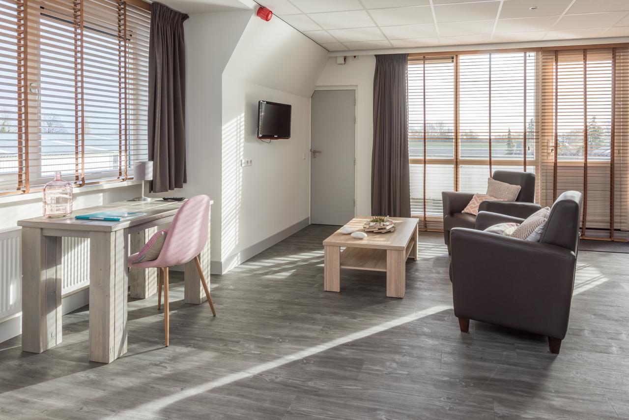 Hotel Het Spui Rhoon Esterno foto